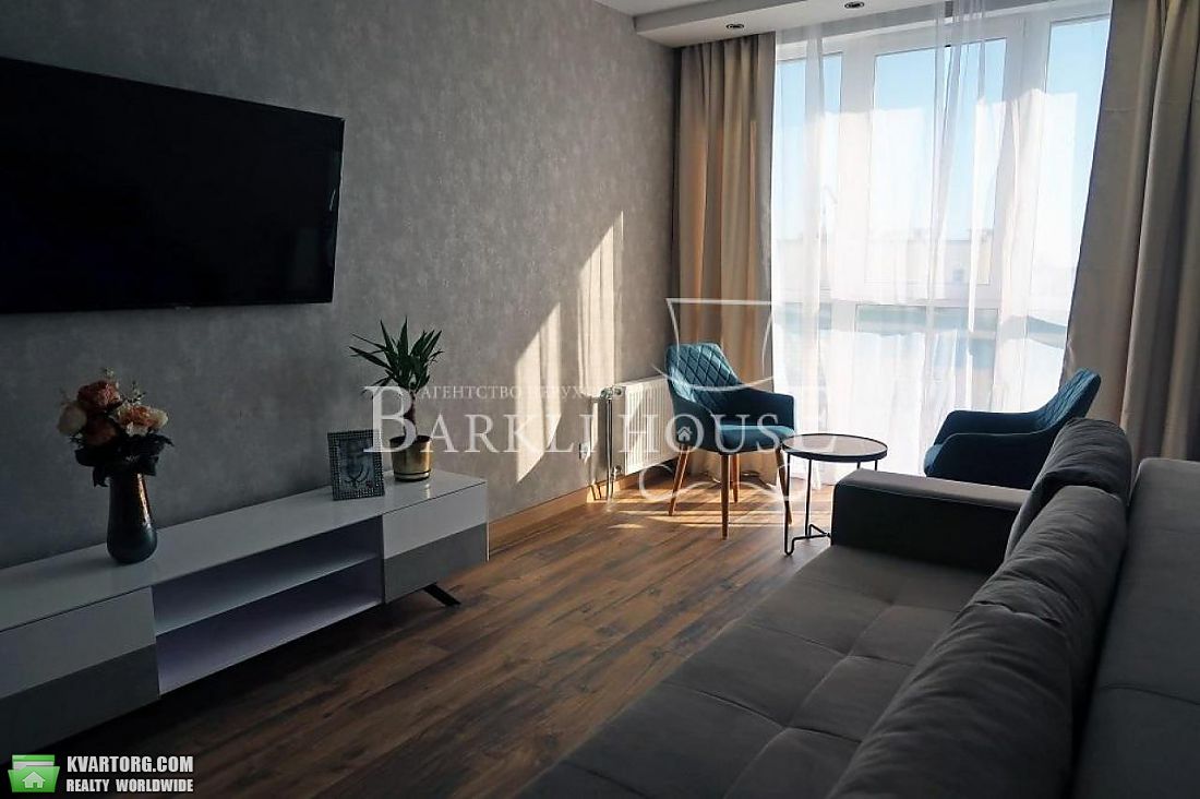 Rent out 3-room apartment. Киев,  Липковского — photo 7