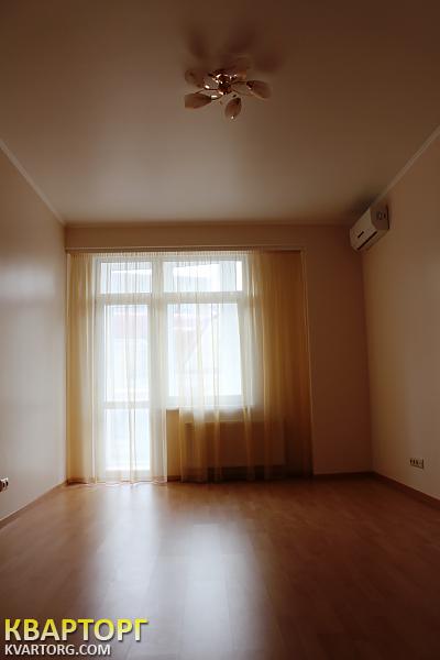 Rent out 3-room apartment. Киев,  Тургеневская — photo 5