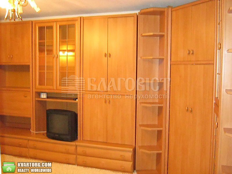 Rent out 1-room apartment. Киев,  Героев Днепра — photo 1