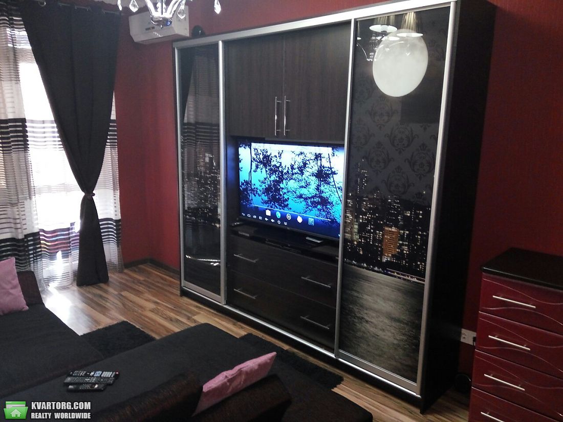 Sell 1-room apartment. Киев,  Метрологическая — photo 10