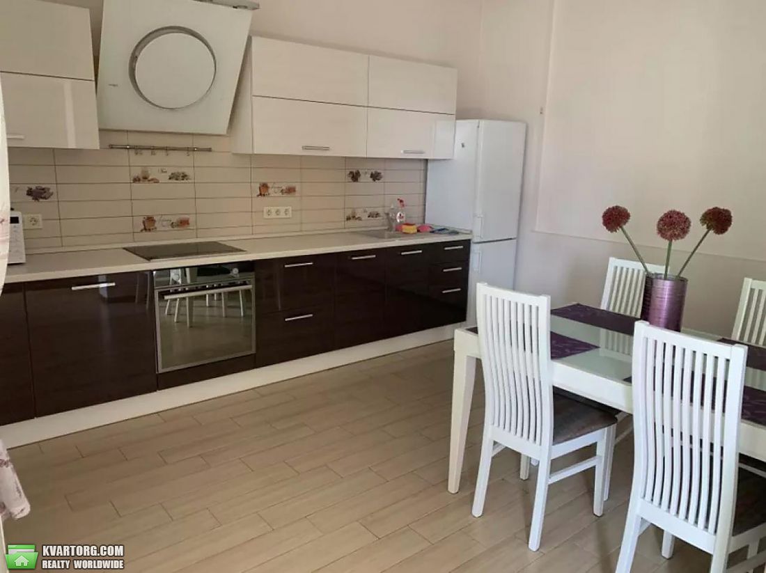 Rent out 2-room apartment. Киев,  Барбюса — photo 3