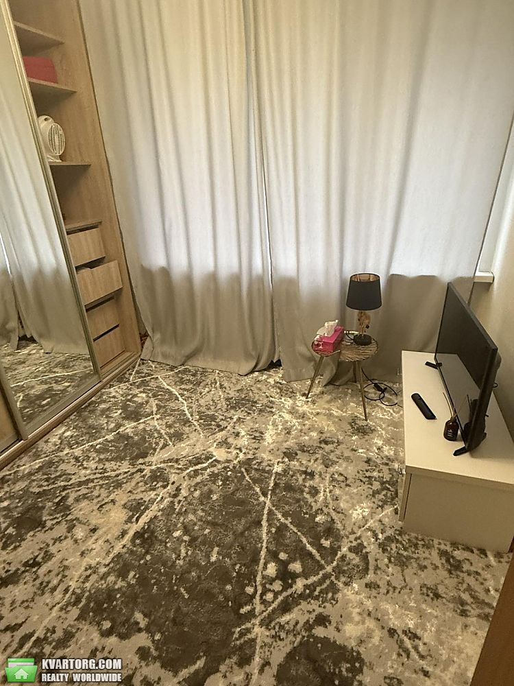 Rent out 1-room apartment. Киев,  Бастионный пер — photo 1