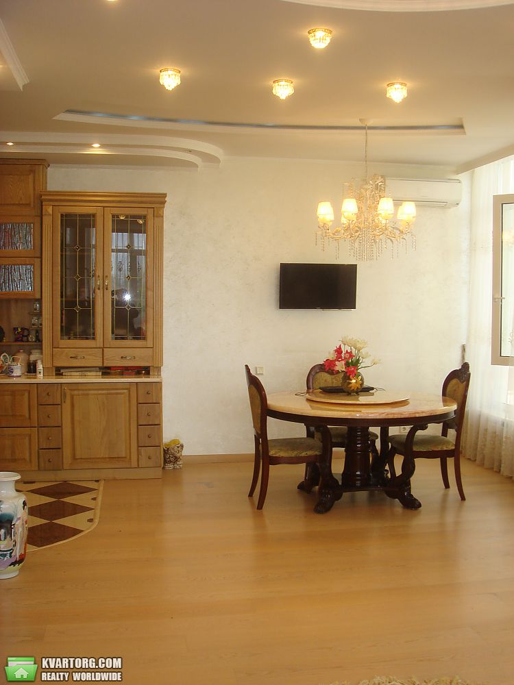 Sell 2-room apartment. Одесса, Французский б-р — photo 2