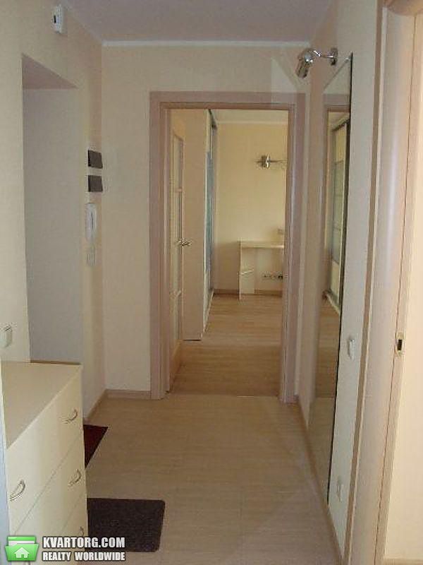 Rent out 2-room apartment. Киев,  Шелковичная — photo 10