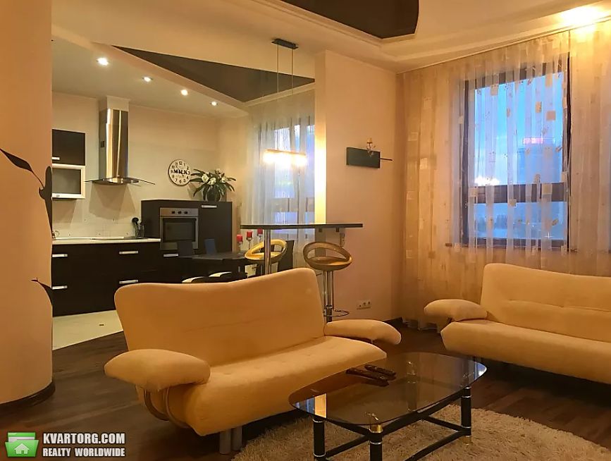Rent out 2-room apartment. Киев, Шота Руставели — photo 2