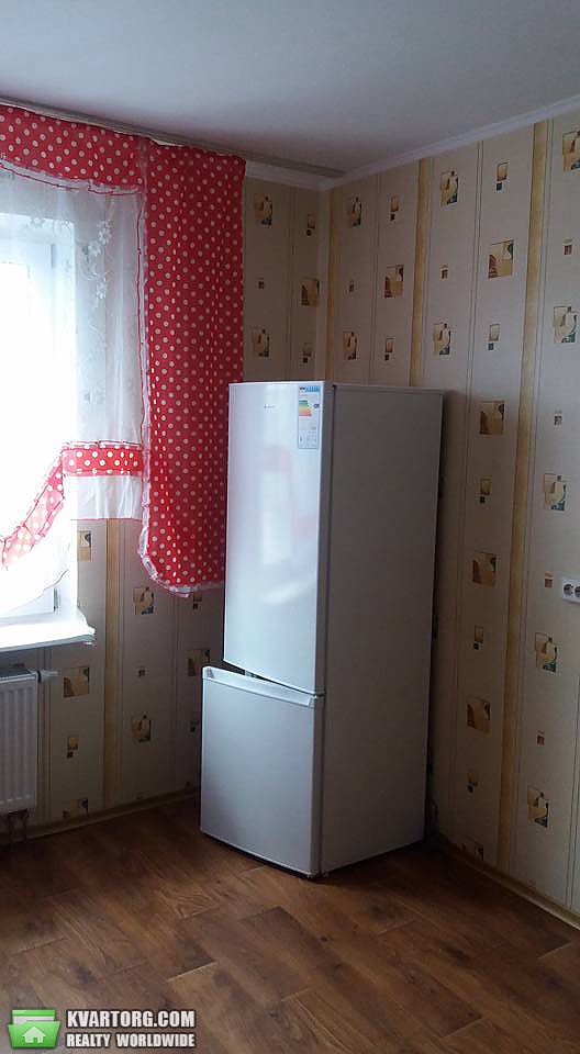 Rent out 2-room apartment. Киев,  Здолбуновская — photo 3