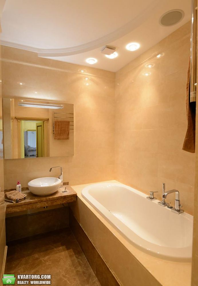 Sell 2-room apartment. Киев,  Щорса — photo 9