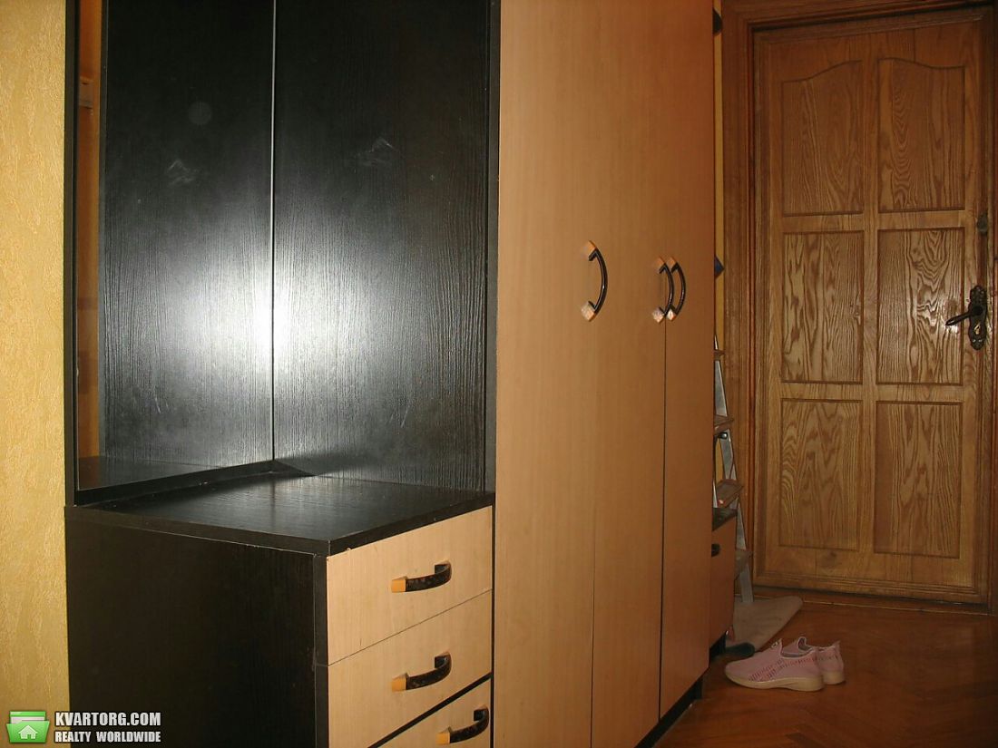 Rent out 3-room apartment. Киев,  Русановская наб — photo 8
