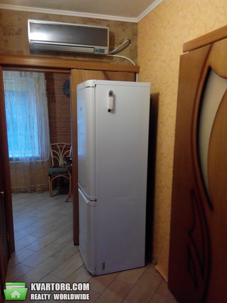 Rent out 1-room apartment. Киев, Комарова — photo 8