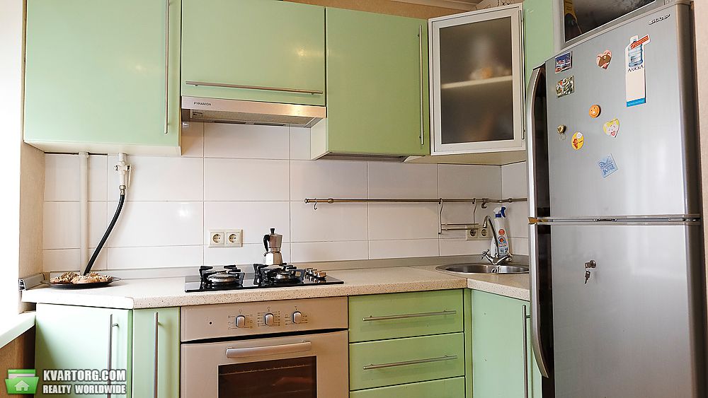 Rent out 2-room apartment. Киев,  Первомайского — photo 9