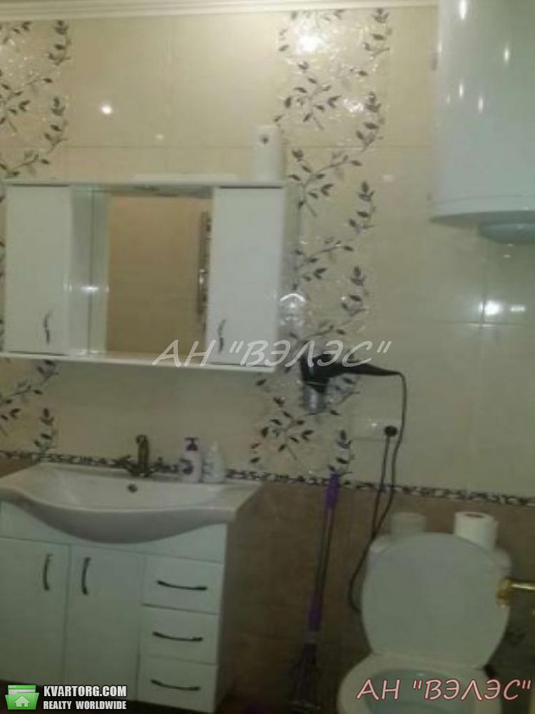 Sell 2-room apartment. Киев,  Ломоносова — photo 3