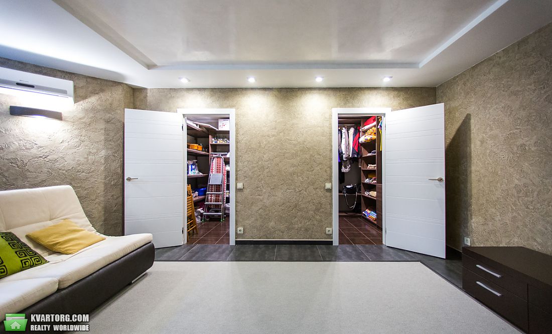 Sell house. Киев, Интернациональная пл — photo 8