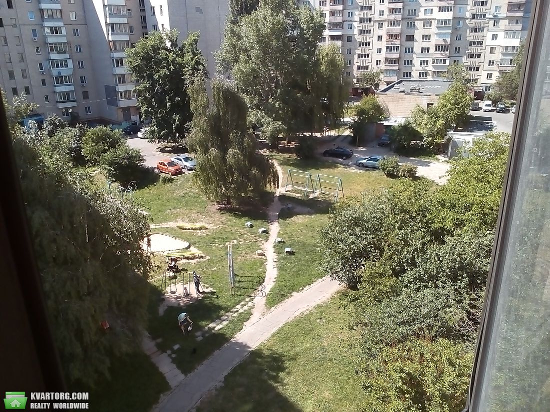 Sell 1-room apartment. Киев,  Автозаводская — photo 3