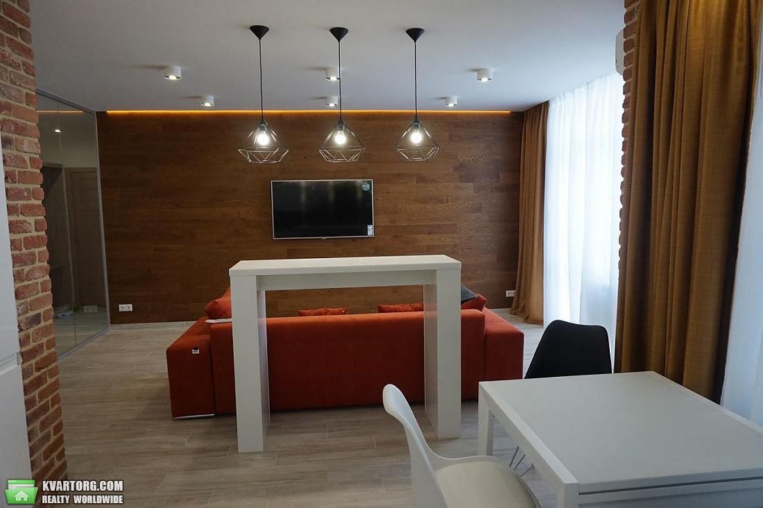 Rent out 2-room apartment. Киев, Сикорского — photo 2