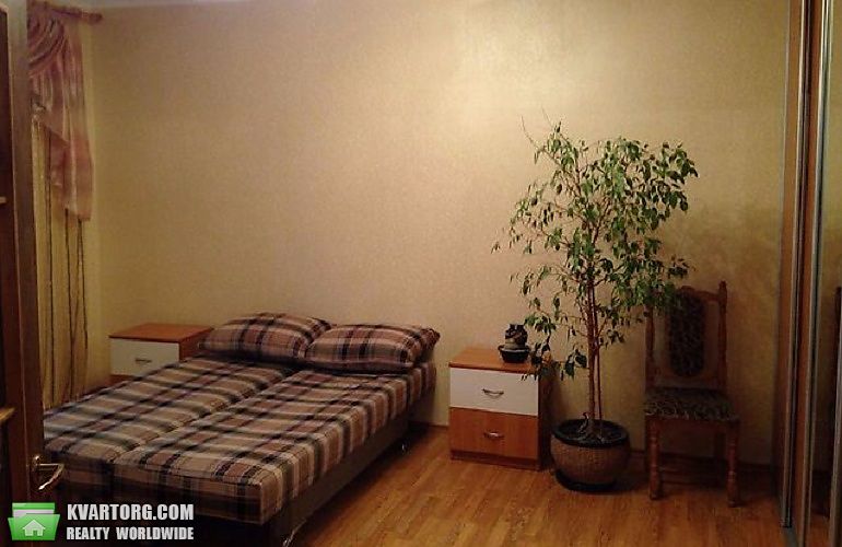 Sell 2-room apartment. Киев,  Верховинца — photo 1