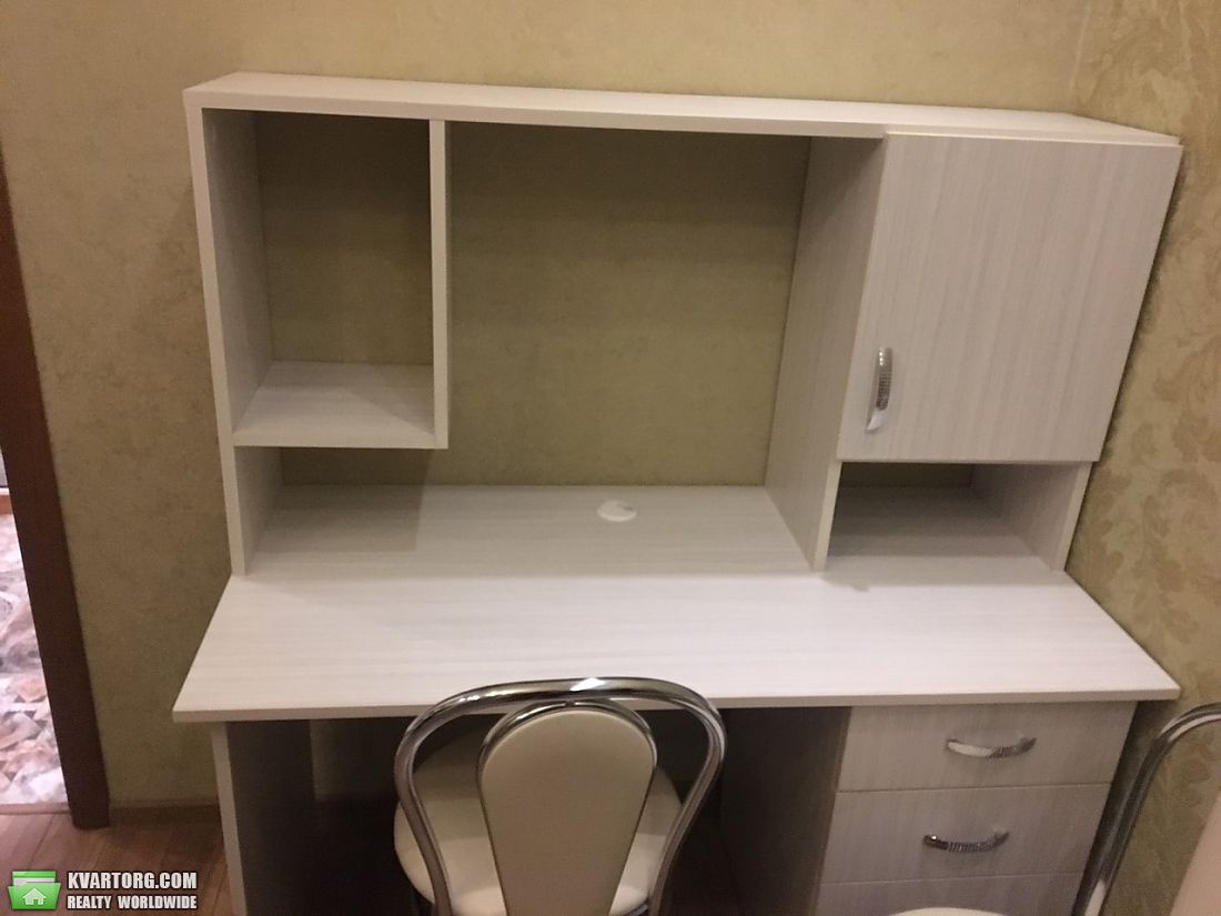 Rent out 2-room apartment. Киев, жилянская — photo 6