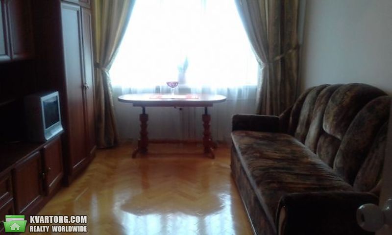 Sell 3-room apartment. Киев,  Серафимовича — photo 1