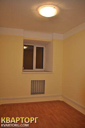 Rent out office. Киев,  Десятинная — photo 1
