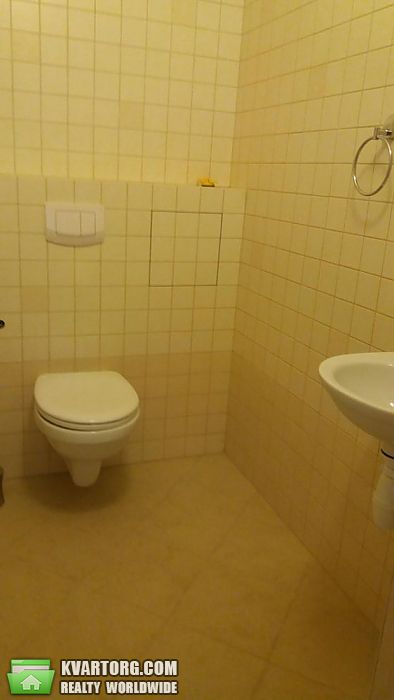 Rent out 2-room apartment. Киев,  Чавдар — photo 4