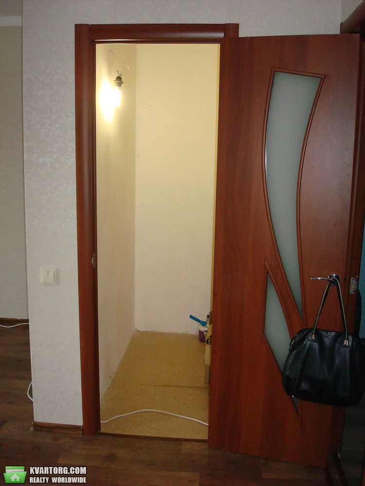 Sell 2-room apartment. Днепропетровск, Гули Королевой — photo 4