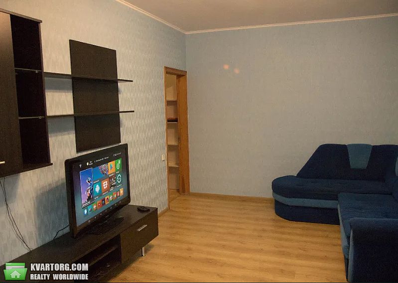 Rent out 2-room apartment. Киев,  Мишуги — photo 5