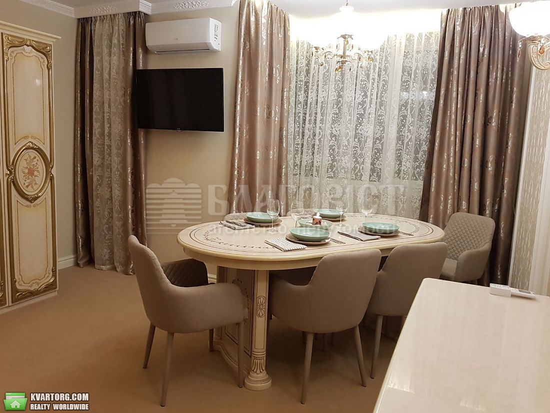 Rent out 2-room apartment. Киев,  Белорусская — photo 8