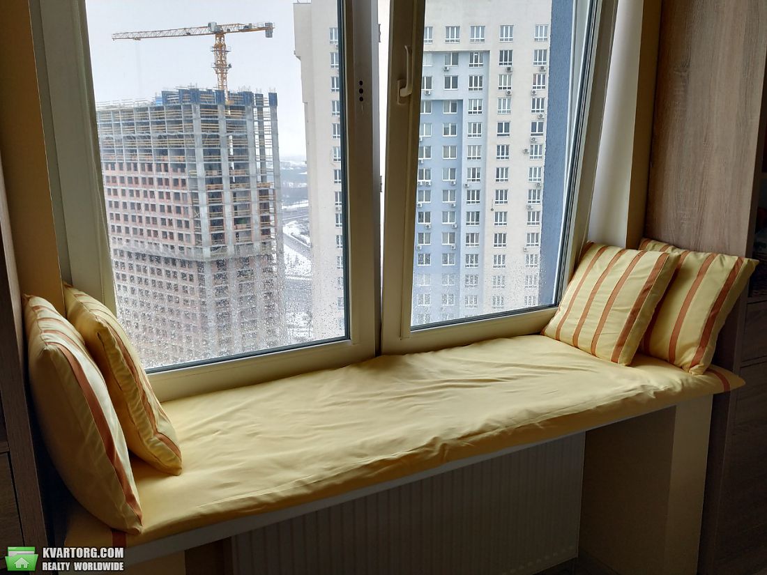 Sell 1-room apartment. Киев,  Глушкова пр — photo 4