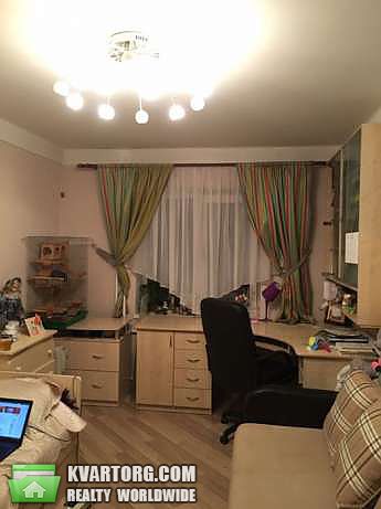 Rent out 2-room apartment. Киев,  Зодчих — photo 3