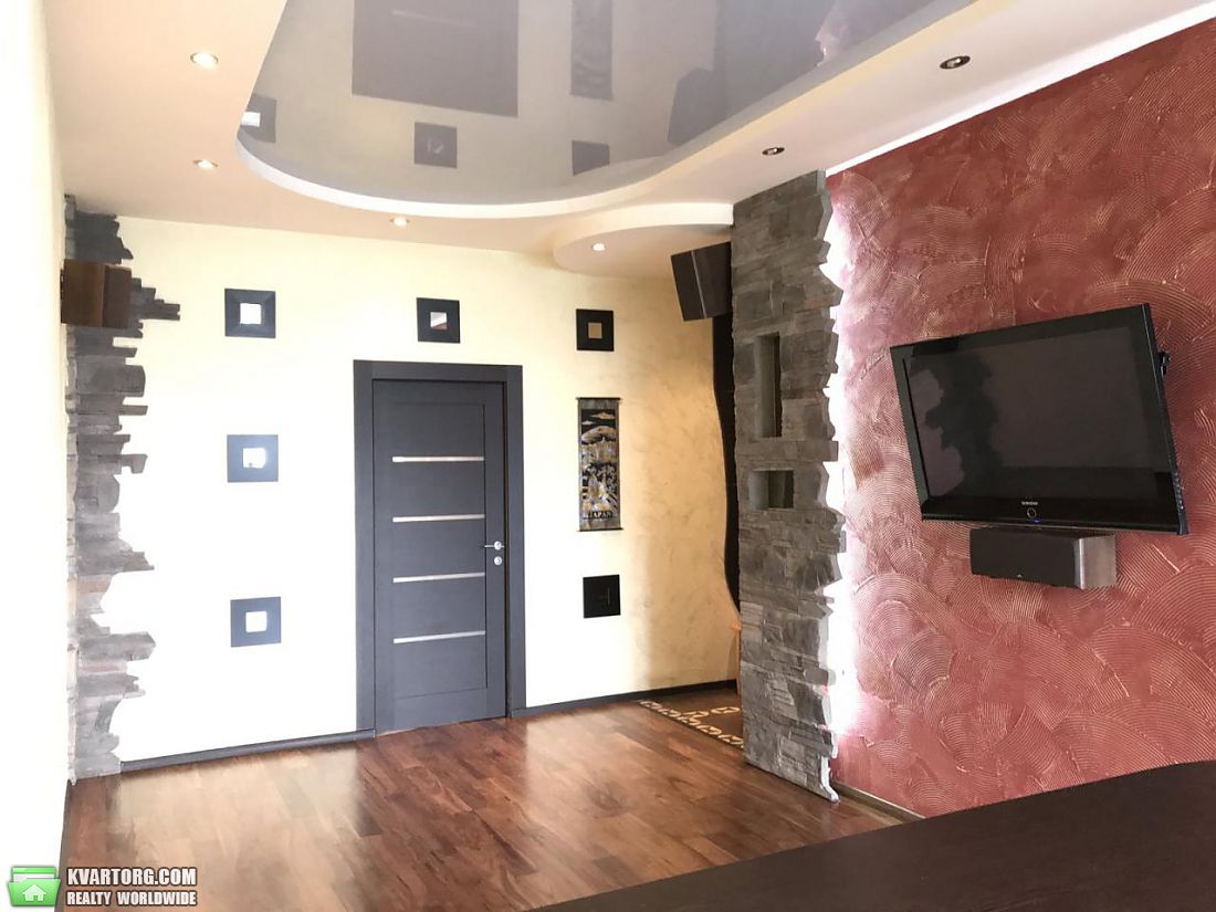 Rent out 2-room apartment. Киев,  Черновола — photo 7