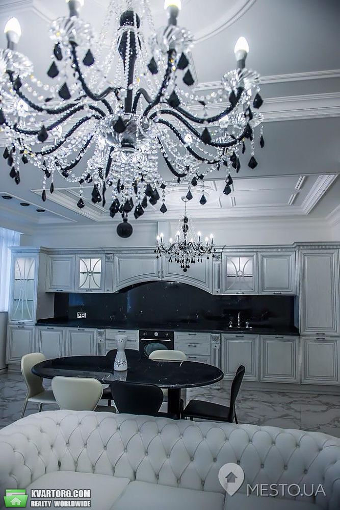 Sell 3-room apartment. Киев,  Драгомирова — photo 1