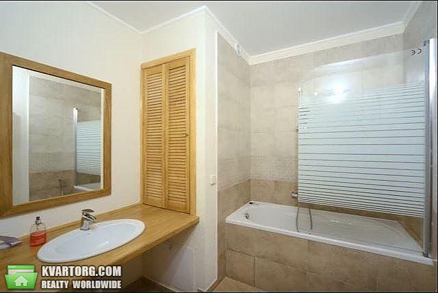 Rent out 5-room apartment. Киев,  Владимирская — photo 9