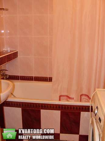 Rent out 2-room apartment. Киев,  Героев Днепра — photo 5