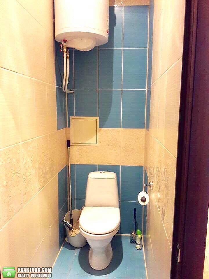 Rent out 2-room apartment. Киев,  Ольжича — photo 9
