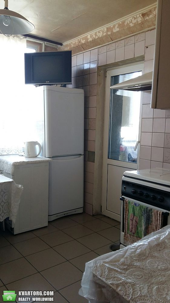 Sell 3-room apartment. Киев,  Харьковское шоссе — photo 2