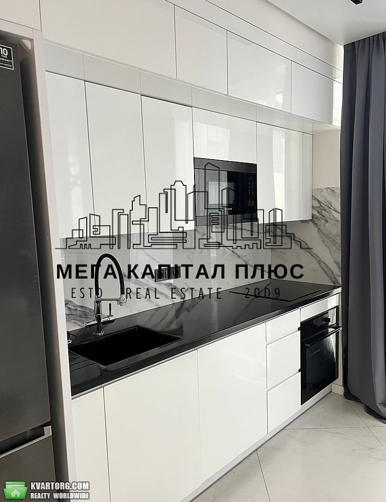 Rent out 2-room apartment. Киев, Зарічна — photo 3