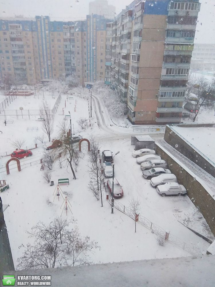 Rent out 2-room apartment. Киев, Здолбуновская ул. — photo 9