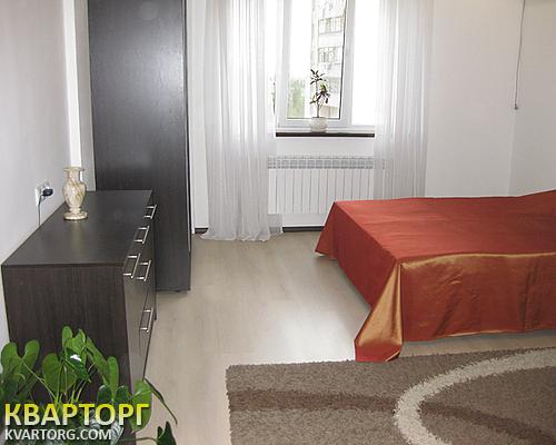 Sell 2-room apartment. Киев,  Урловская — photo 1