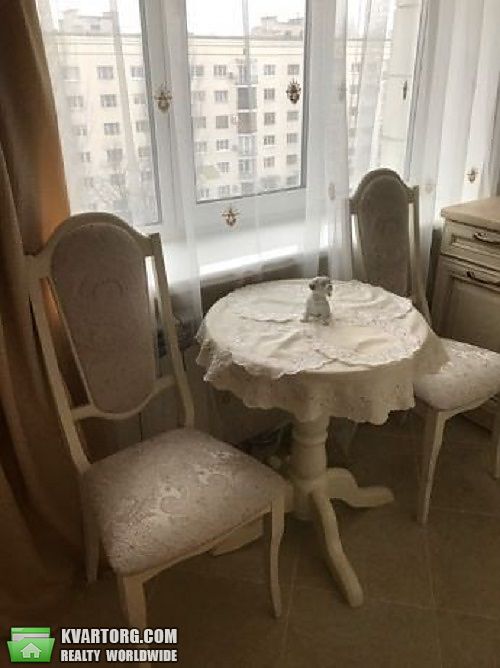 Rent out 1-room apartment. Киев,  Леси Украинки бул — photo 5