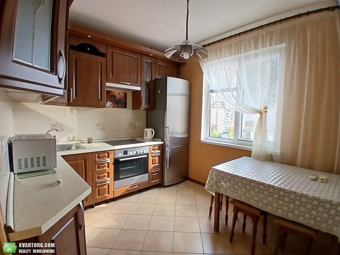 Rent out 2-room apartment. Киев, Степана Олійника — photo 1