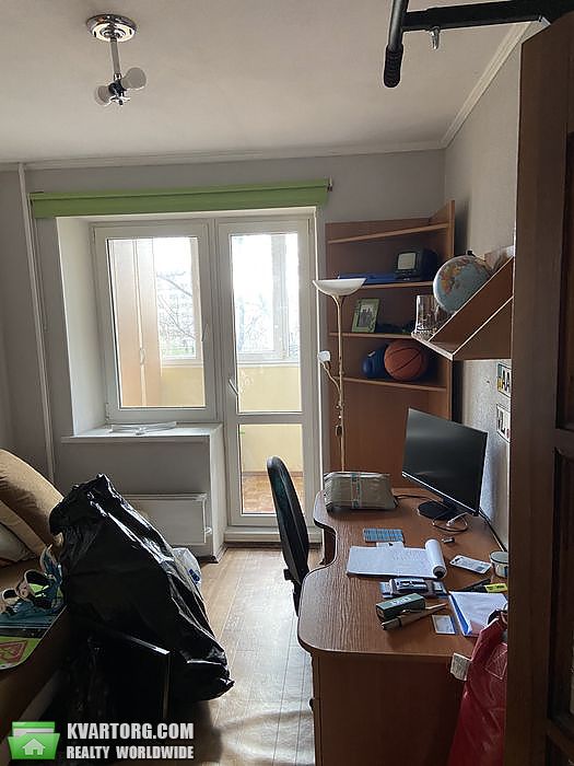 Sell 3-room apartment. Киев,  Радужная — photo 4