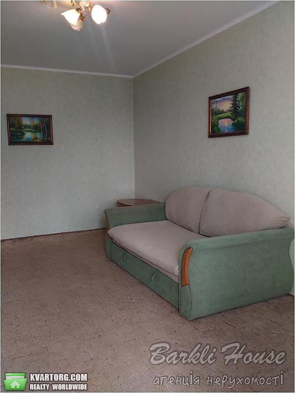 Rent out 2-room apartment. Киев,  Ревуцкого — photo 1
