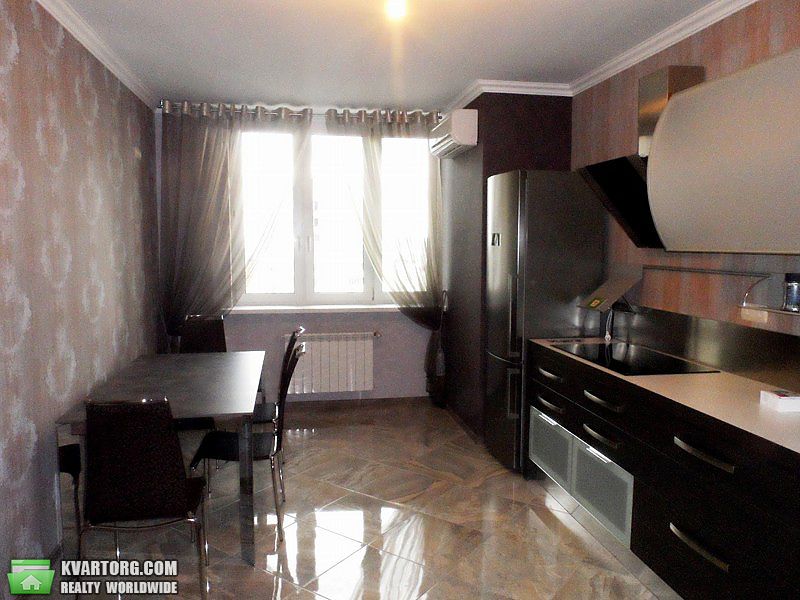 Sell 3-room apartment. Киев,  Срибнокильская — photo 2