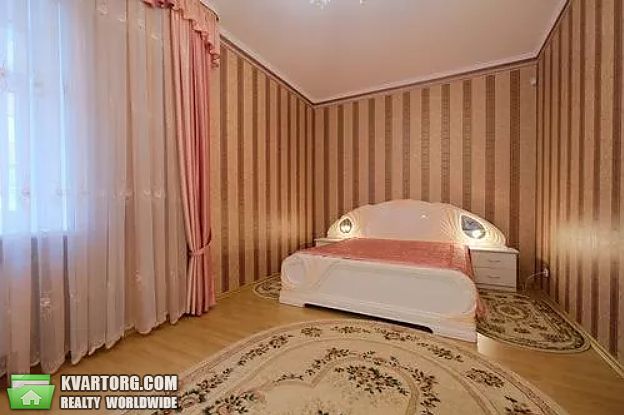 Rent out 3-room apartment. Киев,  Туровская — photo 3