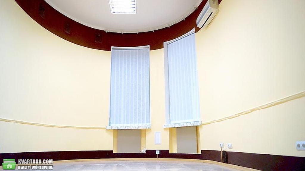Rent out 5-room apartment. Киев,  Богдана Хмельницкого — photo 1