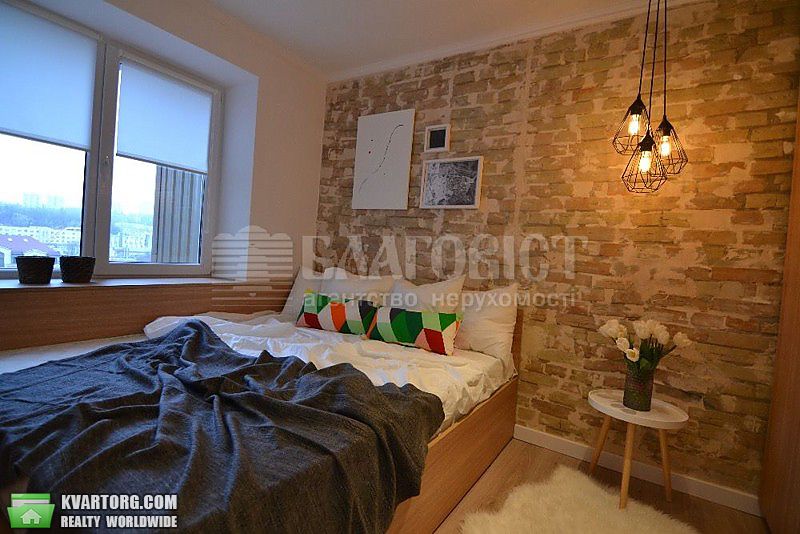 Rent out 2-room apartment. Киев,  Боженко — photo 3