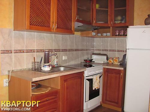 Rent out 2-room apartment. Киев, Перспективная ул. — photo 4
