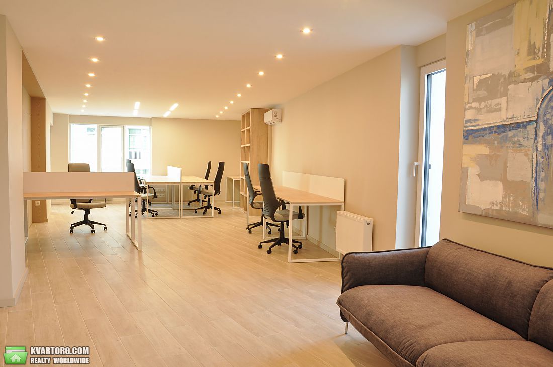 Rent out office. Киев, Бусловская — photo 9