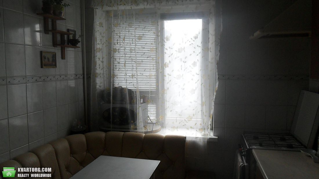 Sell 3-room apartment. Киев,  Печенежская — photo 5
