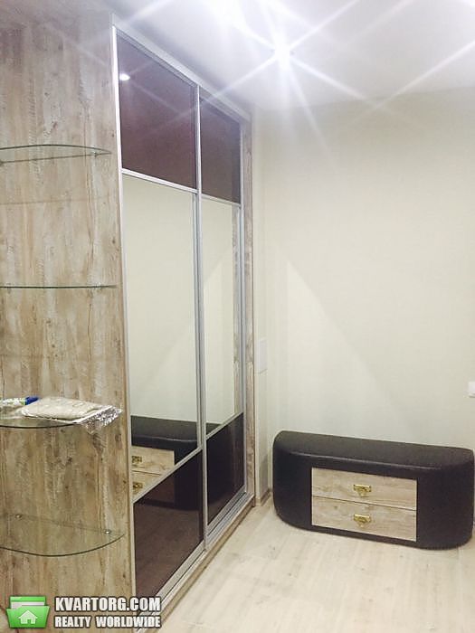 Rent out 2-room apartment. Днепропетровск, Лазаряна — photo 5