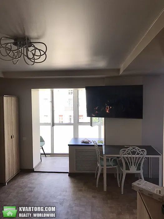 Rent out 2-room apartment. Киев, Владимировская — photo 6